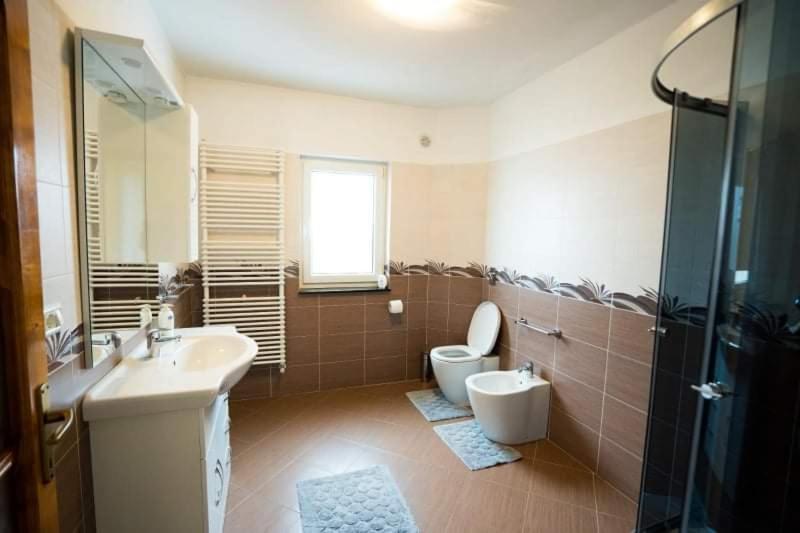Casa Giorgiana Villa Statjunea Borsa ภายนอก รูปภาพ